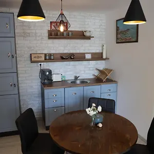 Dimant Apartment